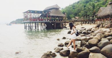 Bãi biển hoang sơ đà nẵng